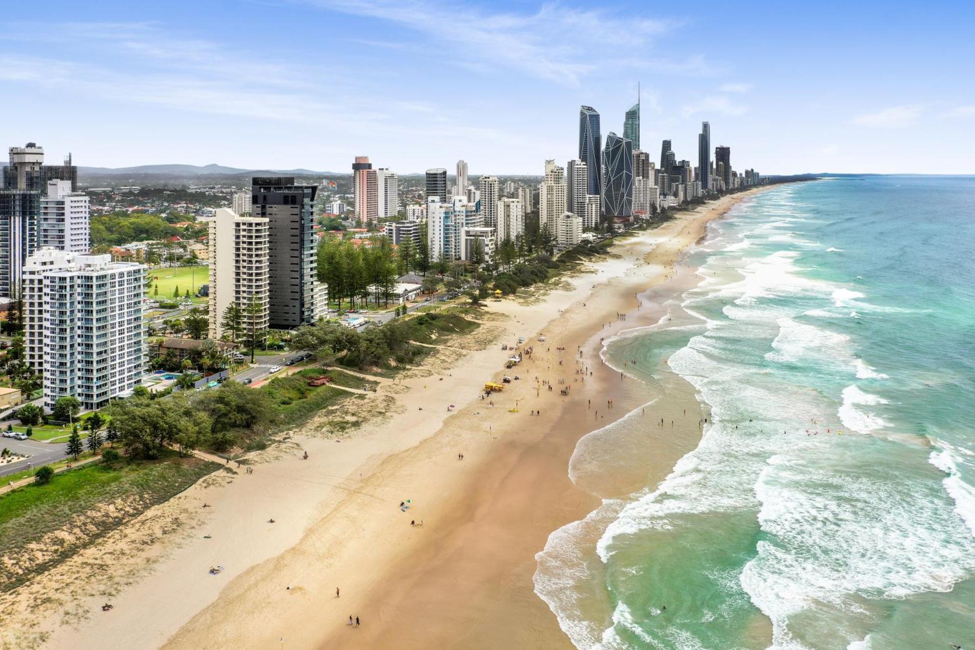 Boulevard Towers On Broadbeach Голд-Кост Экстерьер фото