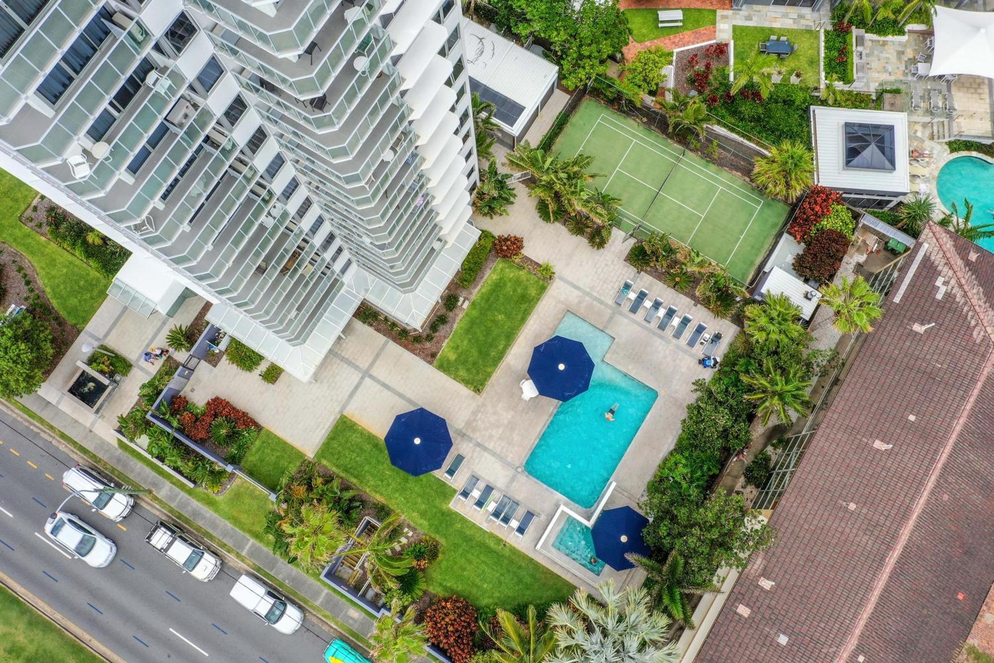 Boulevard Towers On Broadbeach Голд-Кост Экстерьер фото