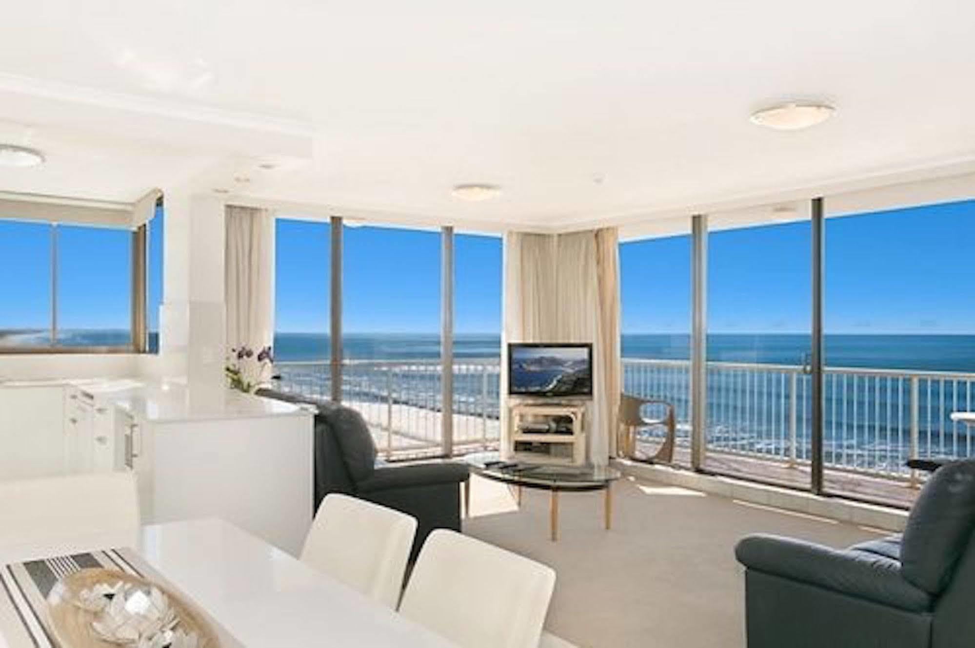 Boulevard Towers On Broadbeach Голд-Кост Экстерьер фото